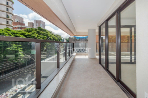 Image 32 - 855280