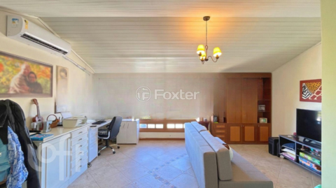 Image 32 - 855400