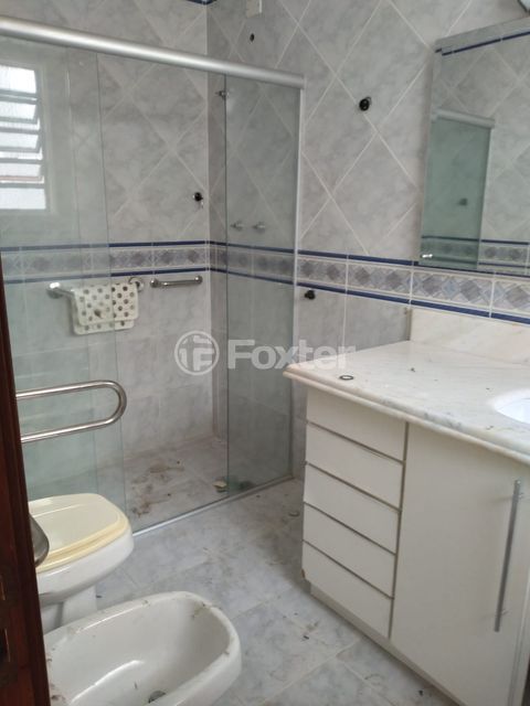 Image 7 - 855415