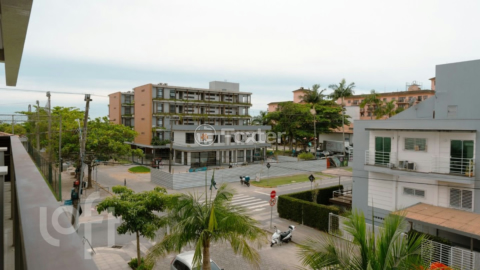 Image 3 - 855459