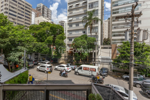 Image 11 - 855517