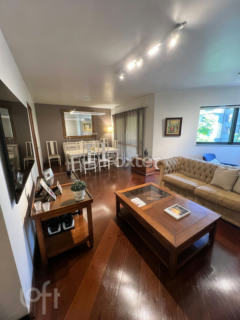 Image 1 - 855673