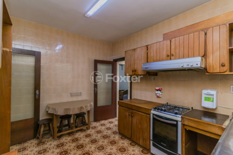 Image 35 - 855777