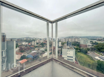 Image 6 - 855895