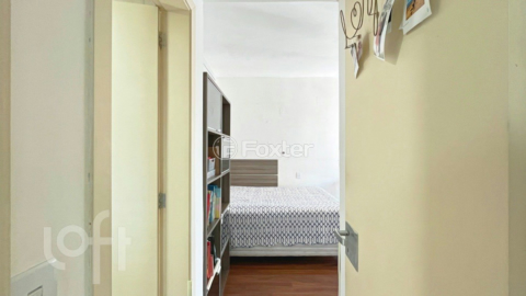 Image 31 - 855895