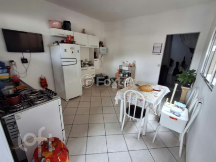 Image 4 - 855934