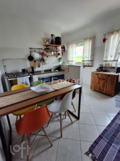 Image 8 - 855934