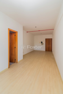 Image 7 - 855977