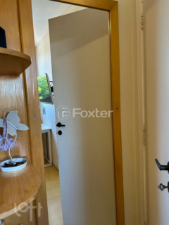 Image 8 - 856171