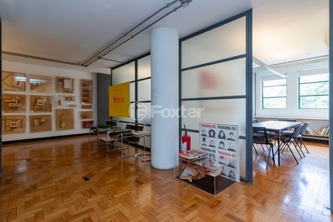 Image 11 - 856189