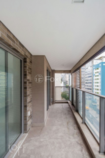 Image 3 - 856192