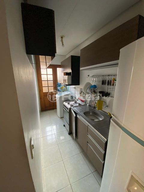 Image 1 - 856226
