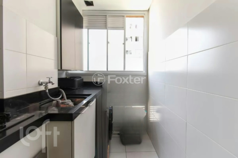 Image 7 - 856228