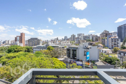 Image 3 - 856315