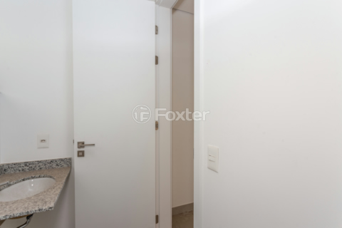 Image 81 - 856350