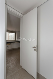 Image 63 - 856351