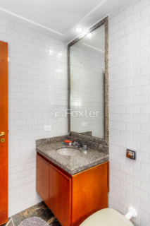 Image 32 - 856364
