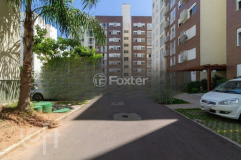 Image 3 - 856370