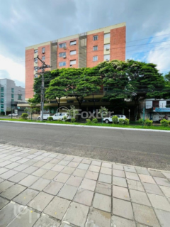 Image 38 - 856371