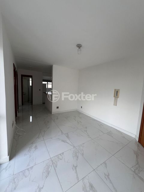 Image 3 - 856432