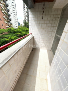 Image 22 - 856472