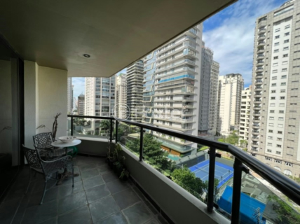 Image 5 - 856486
