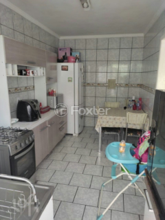 Image 7 - 856608