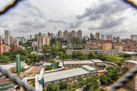 Image 7 - 856693