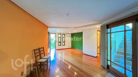 Image 7 - 856712