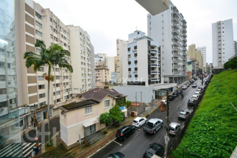 Image 7 - 856875