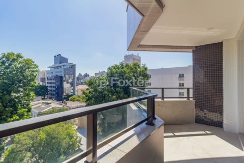 Image 4 - 856895