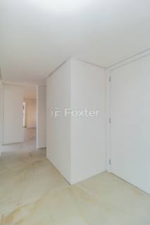 Image 7 - 856895