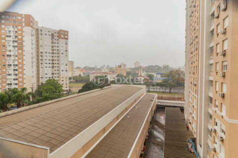 Image 2 - 856897