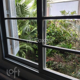 Image 21 - 856932