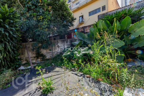 Image 17 - 857486