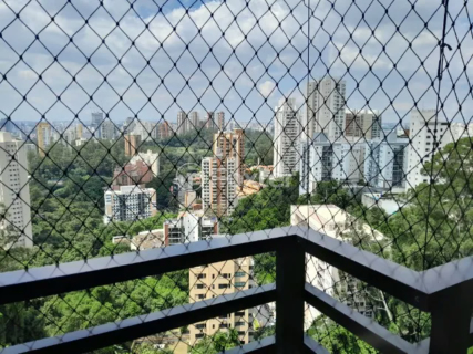 Image 3 - 857497