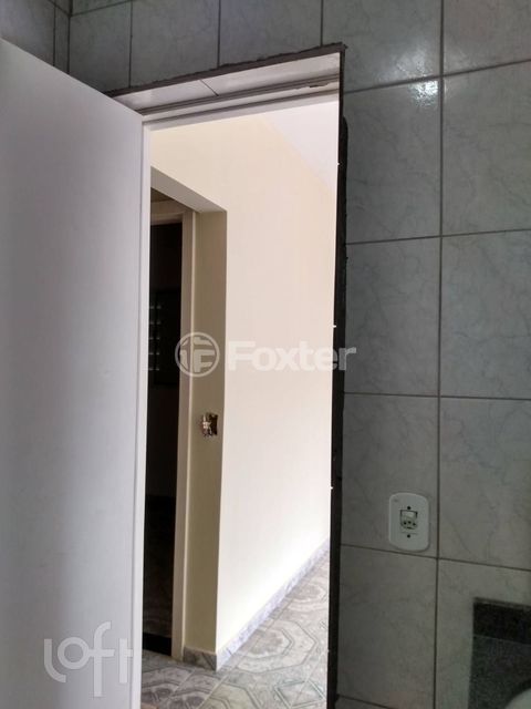 Image 7 - 857525