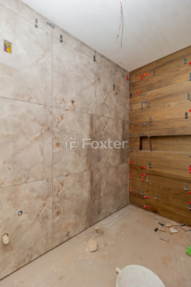 Image 7 - 857545