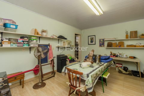 Image 39 - 857637