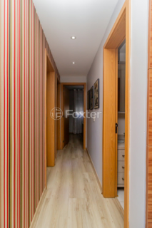 Image 8 - 857640