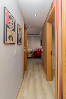 Image 7 - 857640