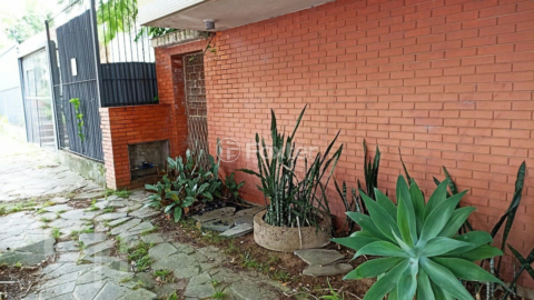 Image 4 - 857680