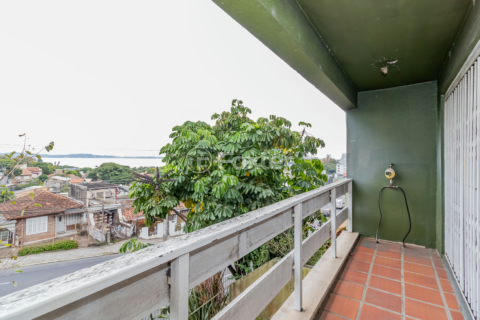 Image 8 - 857734