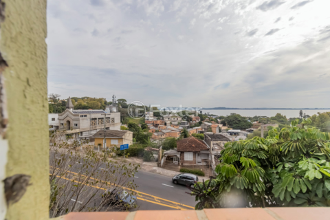 Image 35 - 857734