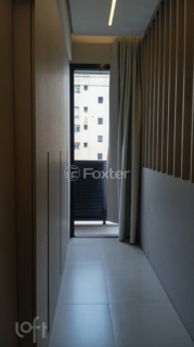 Image 9 - 857760