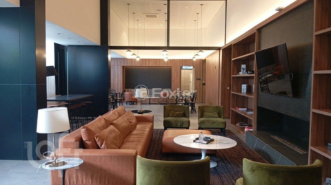 Image 21 - 857760