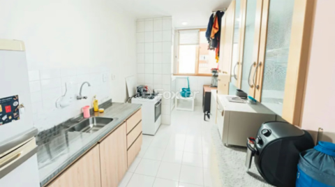 Image 3 - 857764