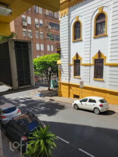 Image 11 - 857800