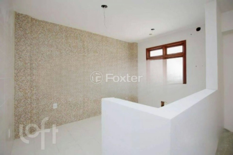 Image 7 - 857809