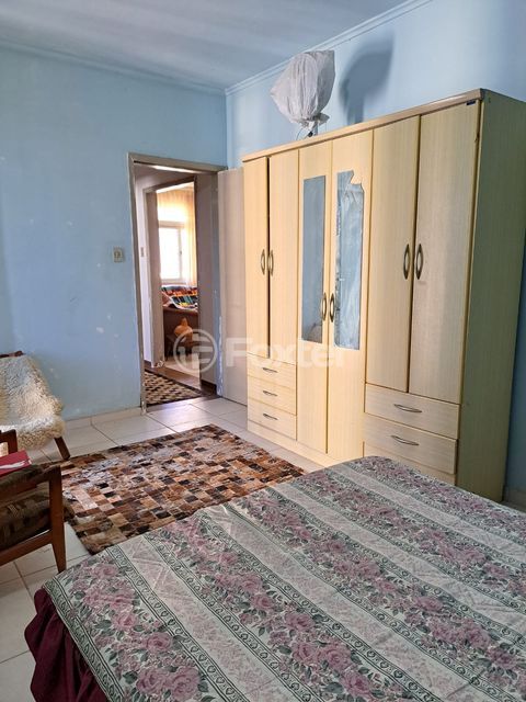 Image 5 - 857833